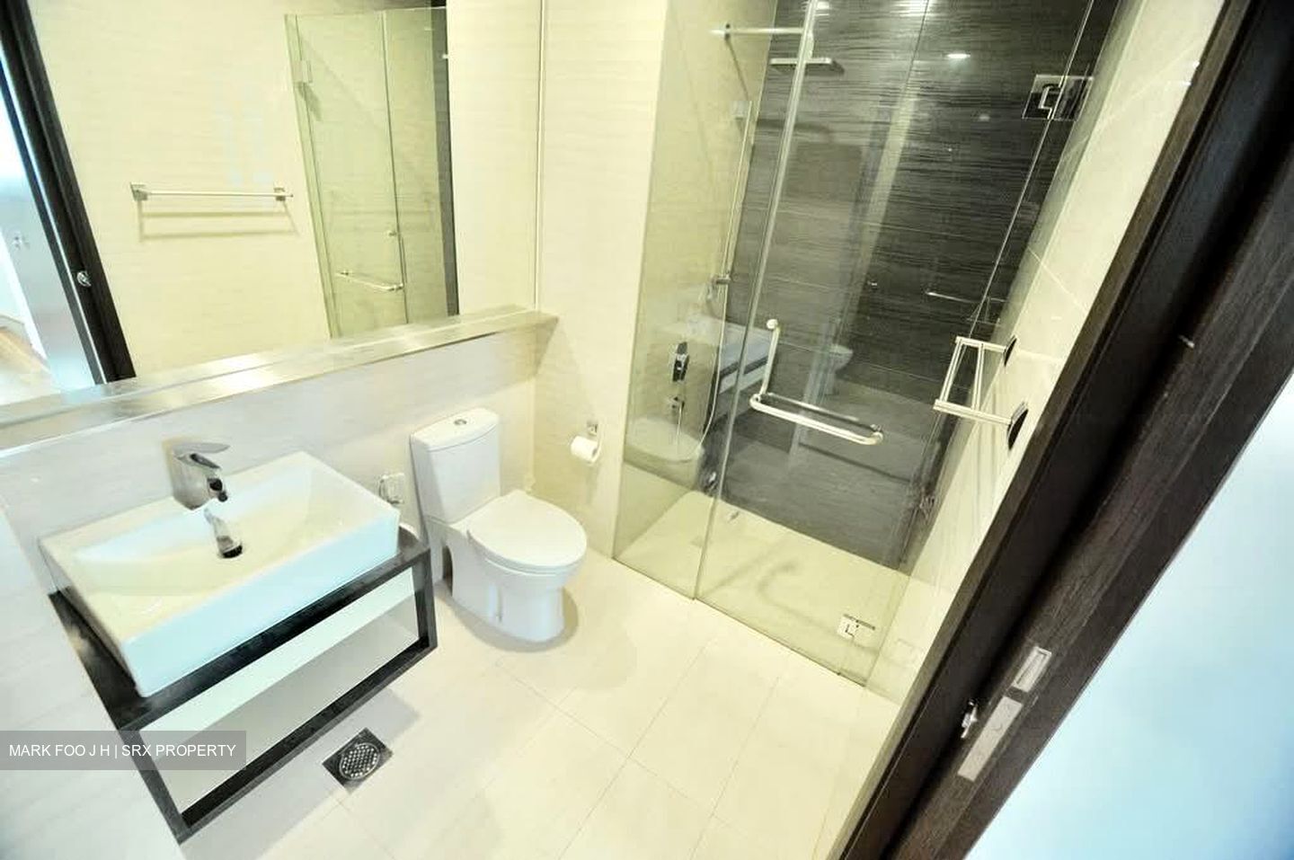 Oxley Edge (D9), Apartment #573526481